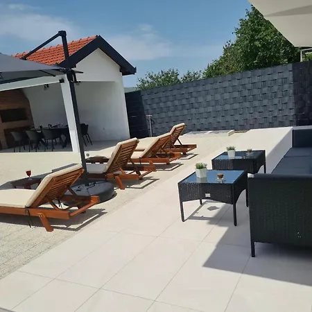 Gloria Villa Mostar